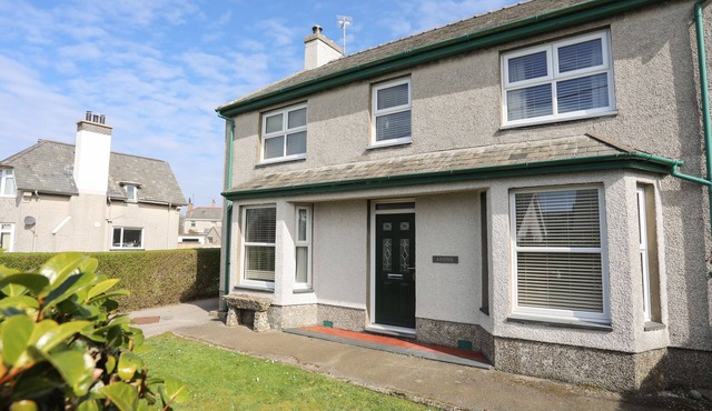 ARDDOL, family friendly, character holiday cottage in Morfa Nefyn