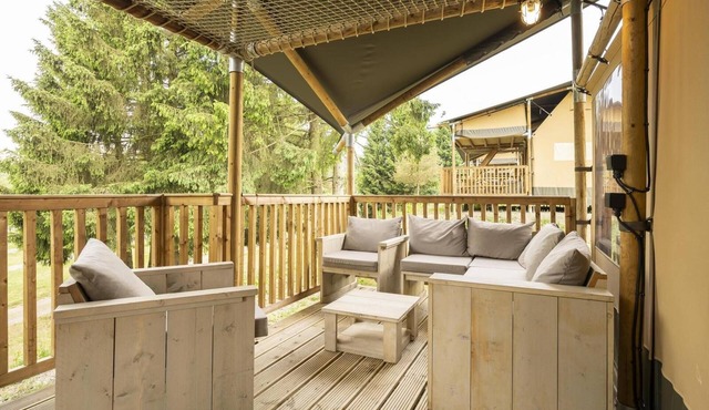 Arden Parks Signy L'Abbaye