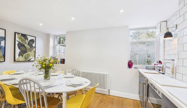 Arden Villa with Sea Views