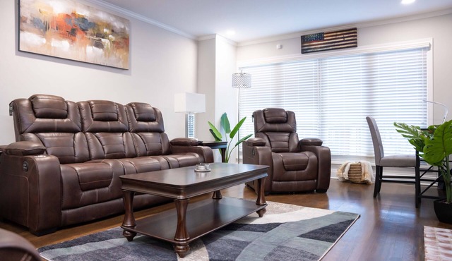 Ardmore Gem close to mall and Hospitals, 4bed/3bth