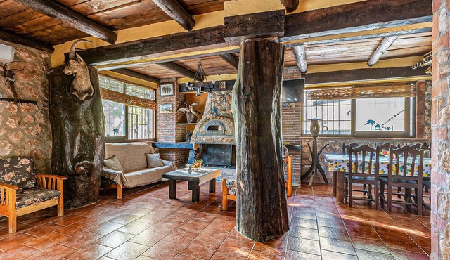 Are you looking for a good vacation home away from the stress of everyday life? Then this house with