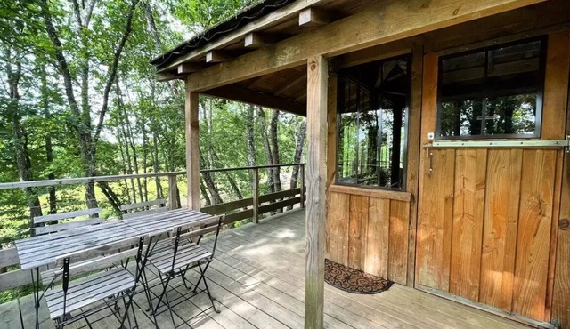 Area of Escapa * - Family perched cabin with Jacuzzi in the woods 6 people