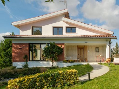 Areitio etxea - casa con jardin