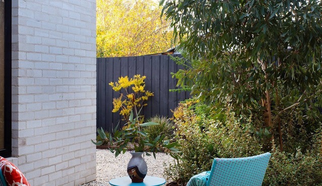 Arenas North - indulge in mid-century elegance