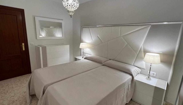 AREVALO CENTER APARTMENT Free parking