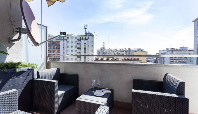 Ariel - apartment a few meters from Central Station and the center of Milan