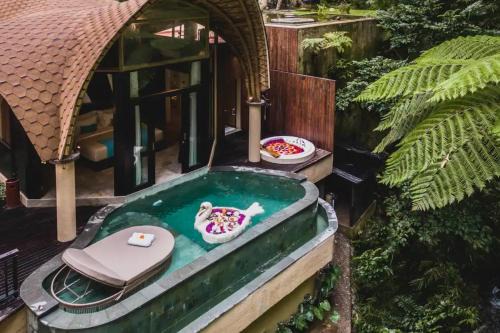 Ariella Lovely 1 BR Private Pool Villa With Riverside View