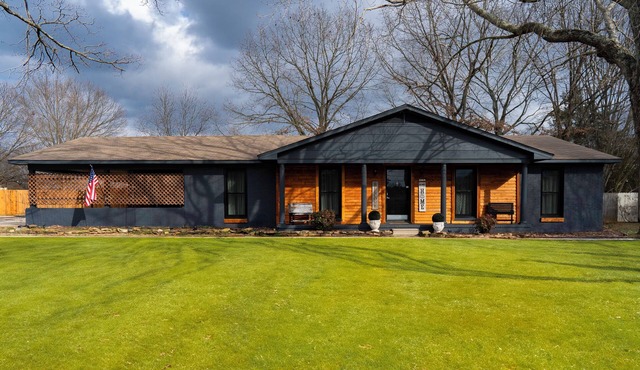 Ariel’s Farm Manor