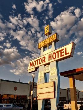 Arizona 9 Motor Hotel