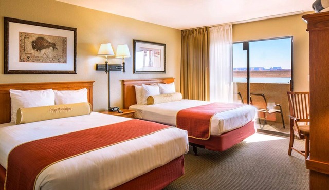 Arizona Escapes:3 Spacious Units!Water Adventures,Lakeview!Onsite Pool