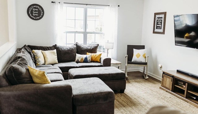 Ark Encounter Oasis-4 bedrooms, 3 full baths, 5 minutes to Ark