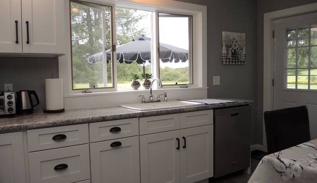 Ark Place - Recent renovation, only 10 minutes to All Star Village