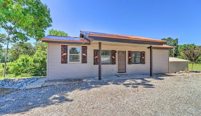 Arkansas Fishing Getaway: Near Norfork River!