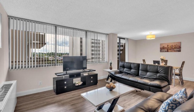 Arlington Fully Furnished Apartments in Crystal City
