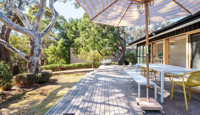 Arlo Beach House Beachside with Fireplace