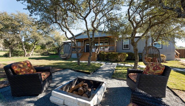 Arlo Next to Charming and Cozy Hill-Country Haven