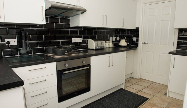 Arma Short Stays 122