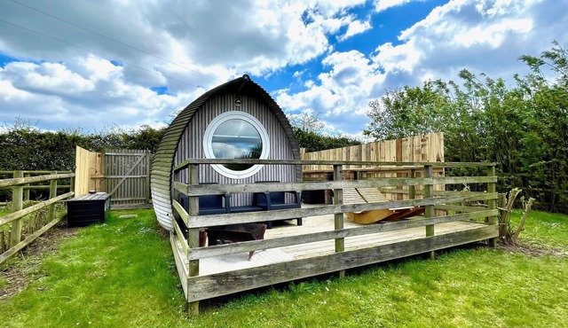 Armadilla 1 at Lee Wick Farm - cozy glamping for 2 adults with optional hot tub