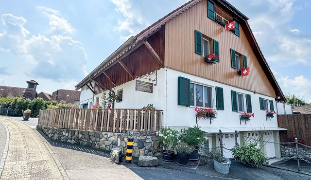 Arn's Dachstudio by Interhome