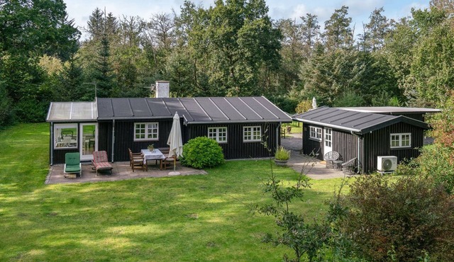 "Arnborg" - 2km from the sea by Interhome