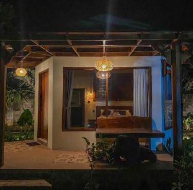 Arnez Tropical Cottage
