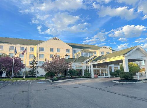 Arnot Grand Hotel & Suites