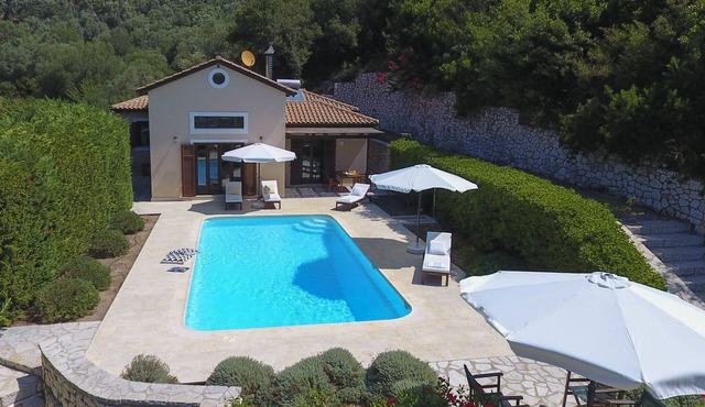 Arodo Seaside Villas, Villa Penelope