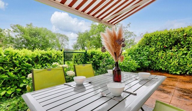 Arradon - Flat for 6 with terrace