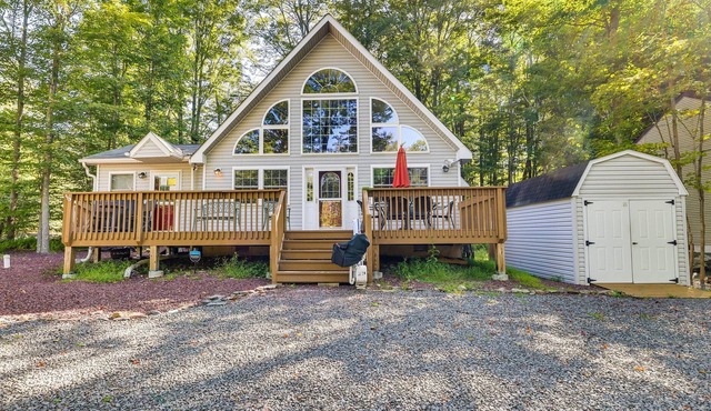 Arrowhead Lake Cabin w/ Hot Tub & Fire Pit!