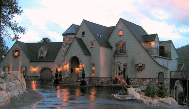 Arrowhead Manor Bed & Breakfast Inn & Event Center