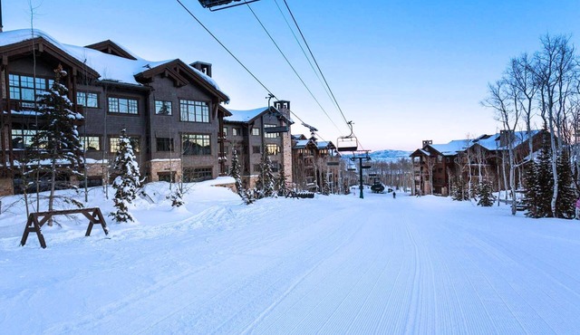 Arrowleaf Ski-In/Ski-Out Deer Valley Condo – Hot Tub Access, Ski Lockers, Free On-Call Shuttle