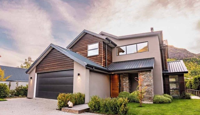 Arrowtown Mountain View Retreat