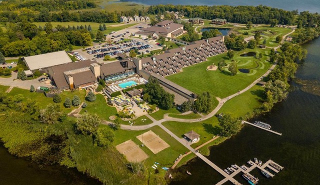 Arrowwood Resort Hotel and Conference Center - Alexandria