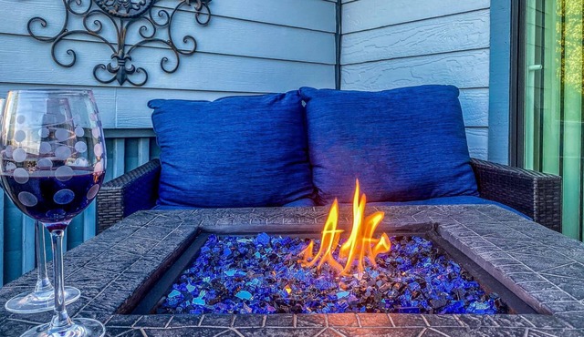 Arroyo Grande 2Bed/2Bath with garage, Includes Balcony and distant Ocean View