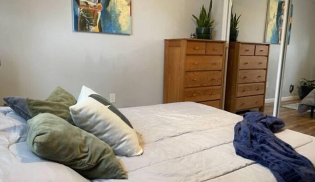 Art Cottage By The Bay in Keyport