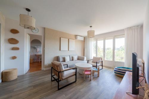 Art de Recevoir - Prestige & Vue Panoramique sur Saône - Parking Privé T3 Appartement Climatisé