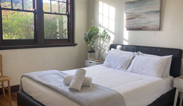 Art Deco quaintness in quiet pocket of Hawksburn