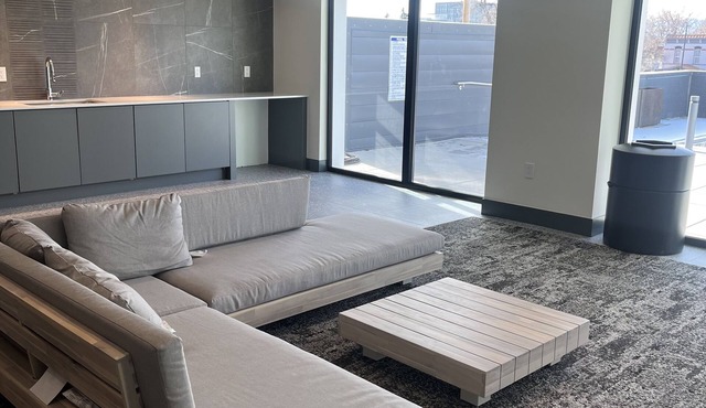 Art District Retreat: Studio Getaway