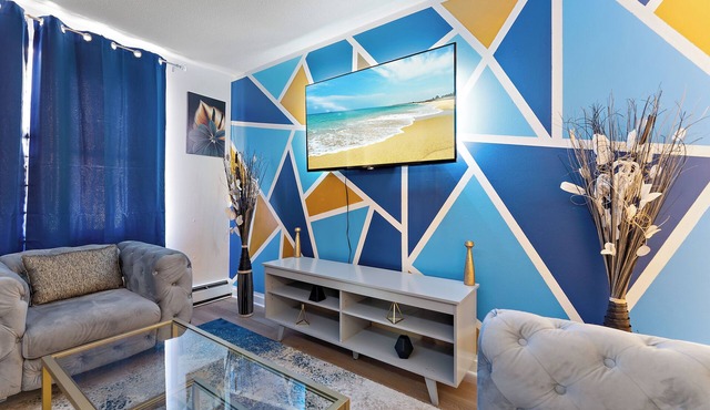 Art, Eats, & Cozy Sheets in NE