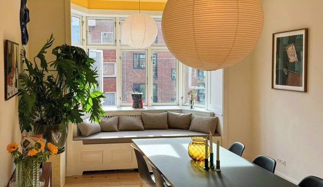 Art-filled flat near Copenhagen's green areas