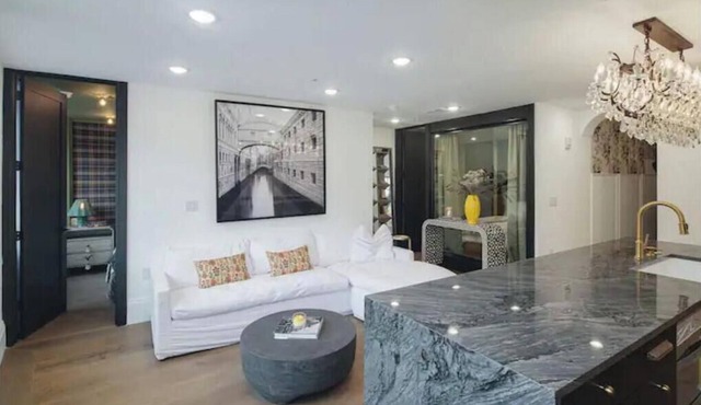 Art Museum Luxury Two-Bedroom