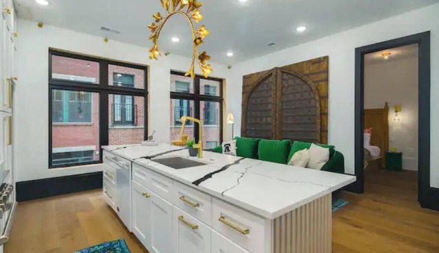 Art Museum Luxury One-Bedroom