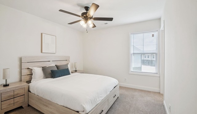 Arte Luxury townhomes K3 I Comfy 2 Bed 2.5 Bath