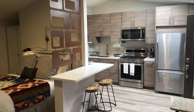 Artfully Curated Loft-Like Studio