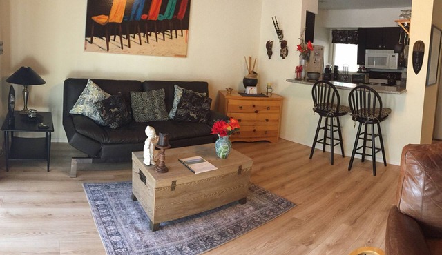 Artfully Decorated 2Br Condo With Air Conditioning