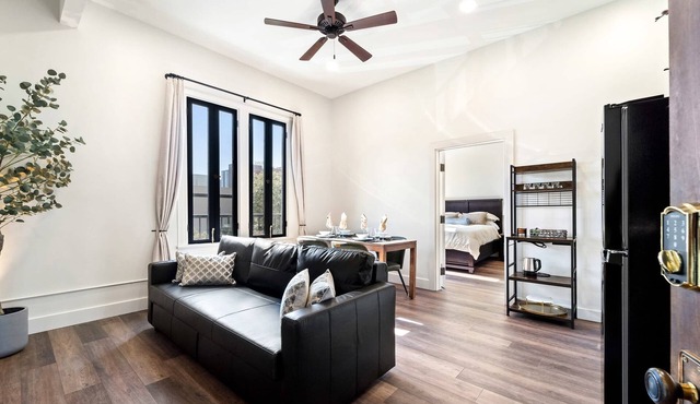 Artifact Inn - Chic Studio Perfect for Exploring