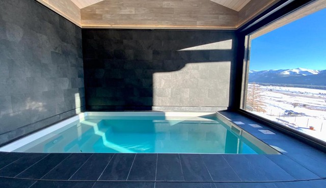 Artik chalet avec vue à 180 degrés et piscine