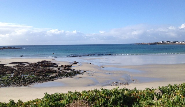 Artist's villa, one minute from the beach, 170 m2