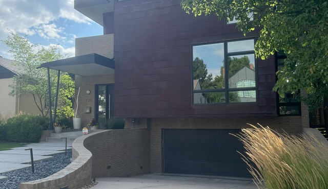Artistic and Modern 3-bedroom house with art studio and open creative space
