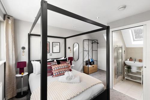 Artistic Flair 1 BD Cottage in NW11 Sleeps 3